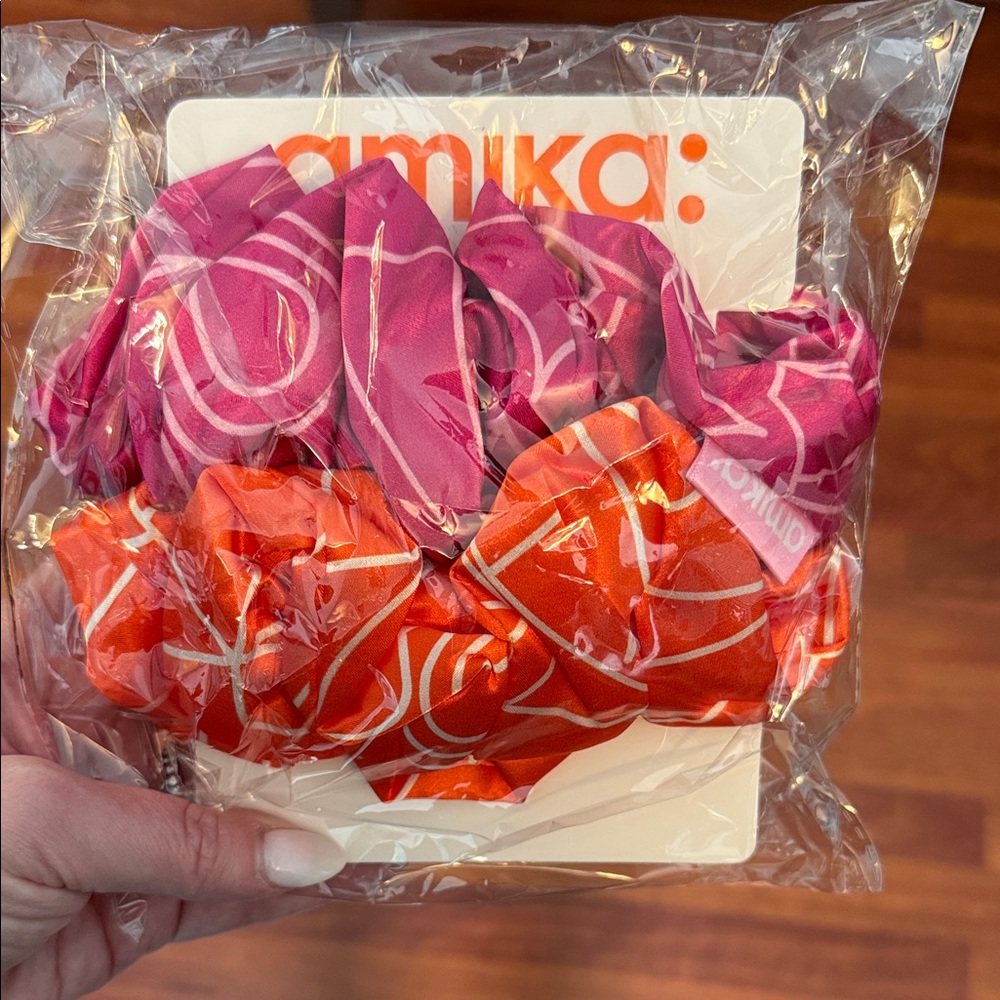 Amika Vibrant Pink and Orange Hair Accessories